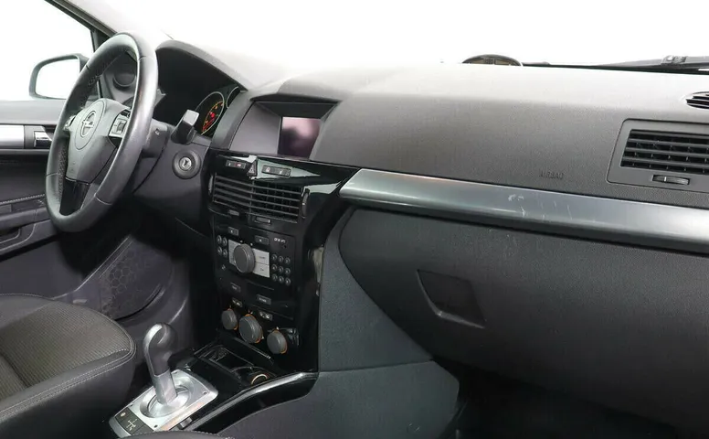 Opel Astra H Рестайлинг
