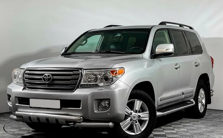 Toyota Land Cruiser 200