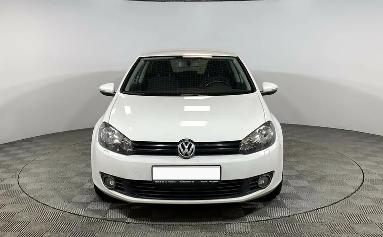 Volkswagen Golf VI