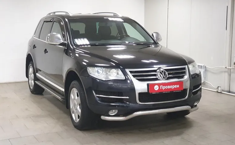 Volkswagen Touareg I Рестайлинг