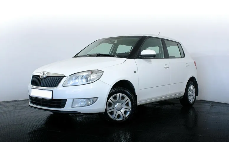 Skoda Fabia II Рестайлинг
