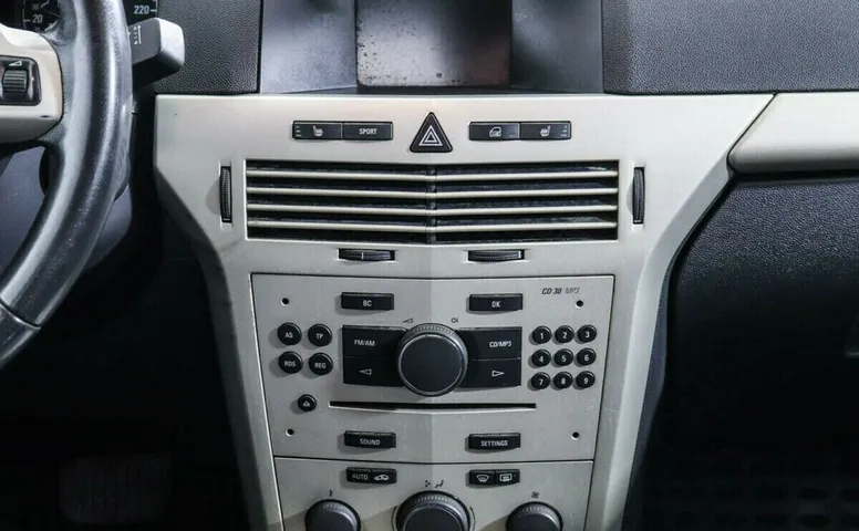 Opel Astra H Рестайлинг