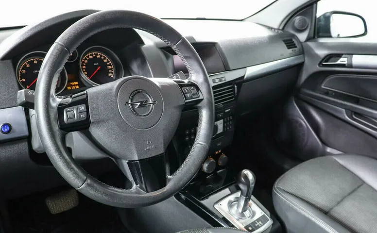 Opel Astra H Рестайлинг