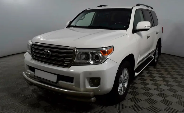 Toyota Land Cruiser 200
