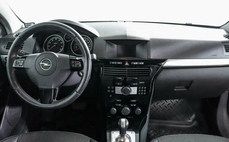 Opel Astra H Рестайлинг