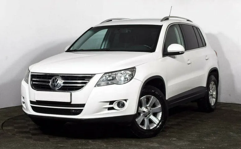 Volkswagen Tiguan 2.0 Автомат
