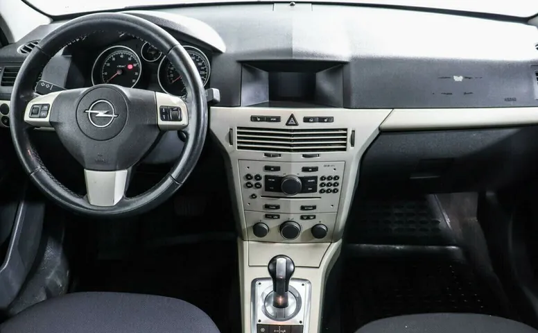 Opel Astra H Рестайлинг