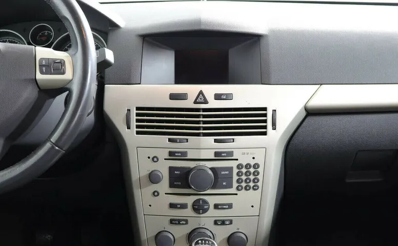 Opel Astra H Рестайлинг