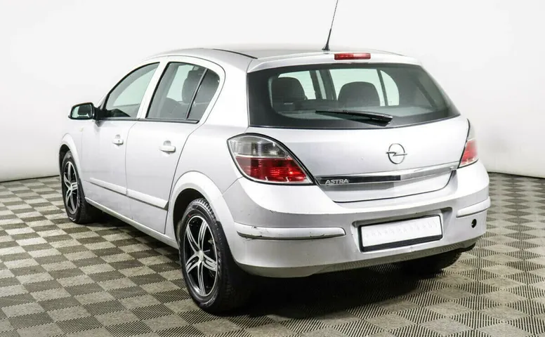 Opel Astra H Рестайлинг