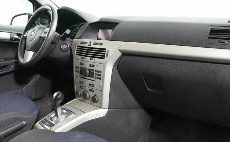 Opel Astra 1.6 Робот
