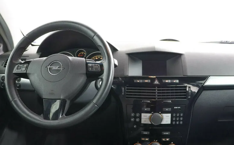 Opel Astra H Рестайлинг