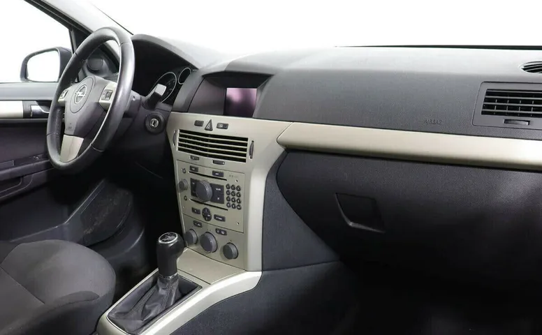 Opel Astra H Рестайлинг