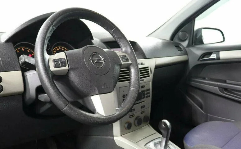 Opel Astra 1.6 Робот