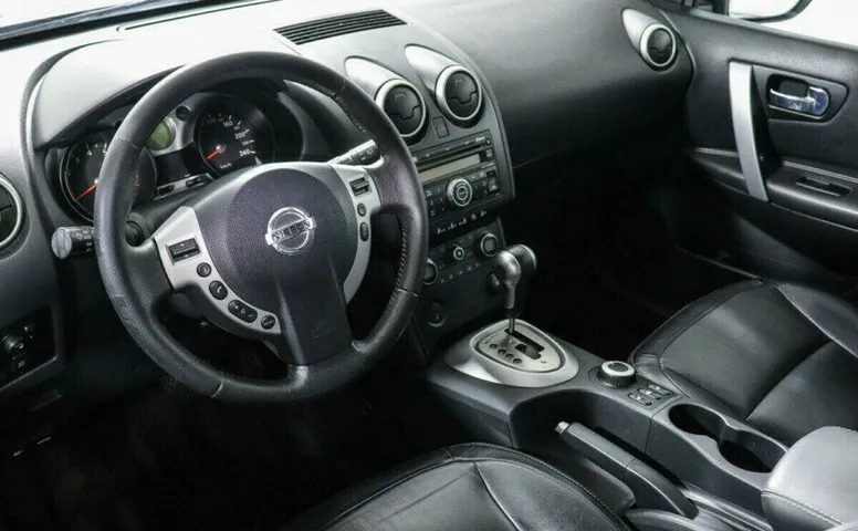 Nissan Qashqai 2.0 Вариатор