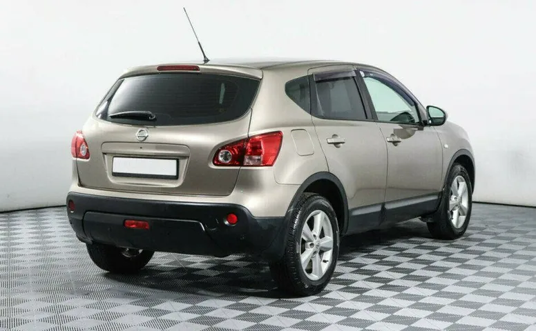 Nissan Qashqai 2.0 Вариатор