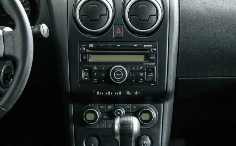 Nissan Qashqai 2.0 Вариатор