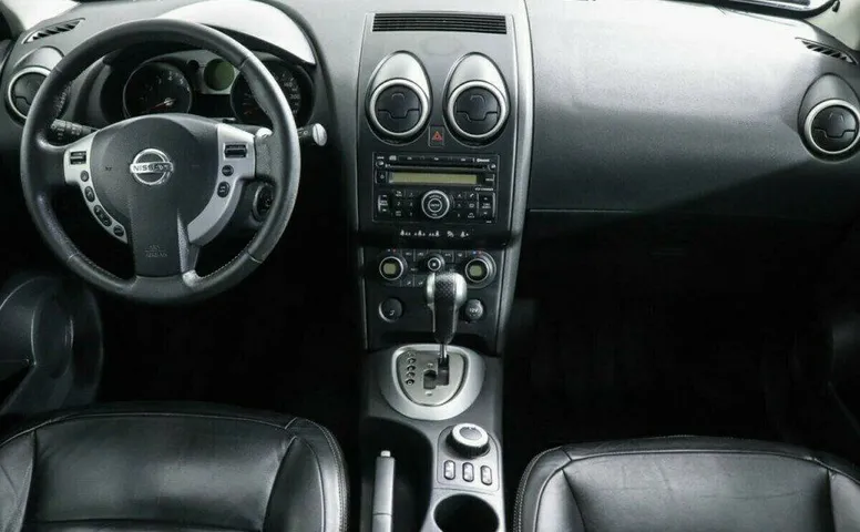 Nissan Qashqai 2.0 Вариатор