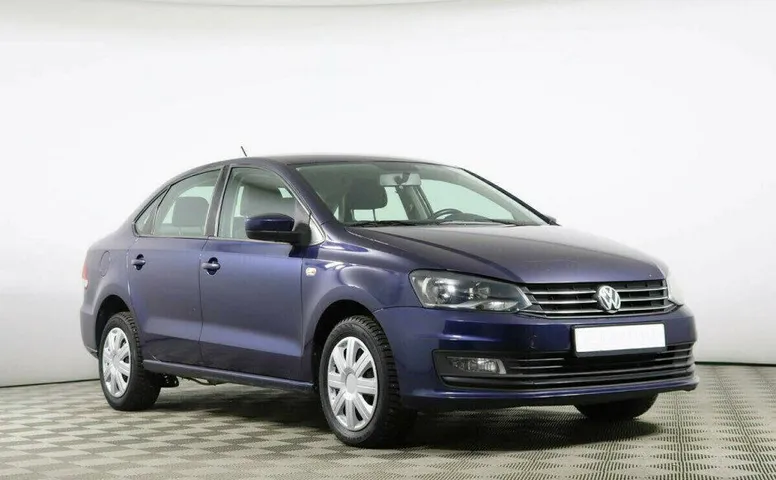 Volkswagen Polo 1.6 Автомат